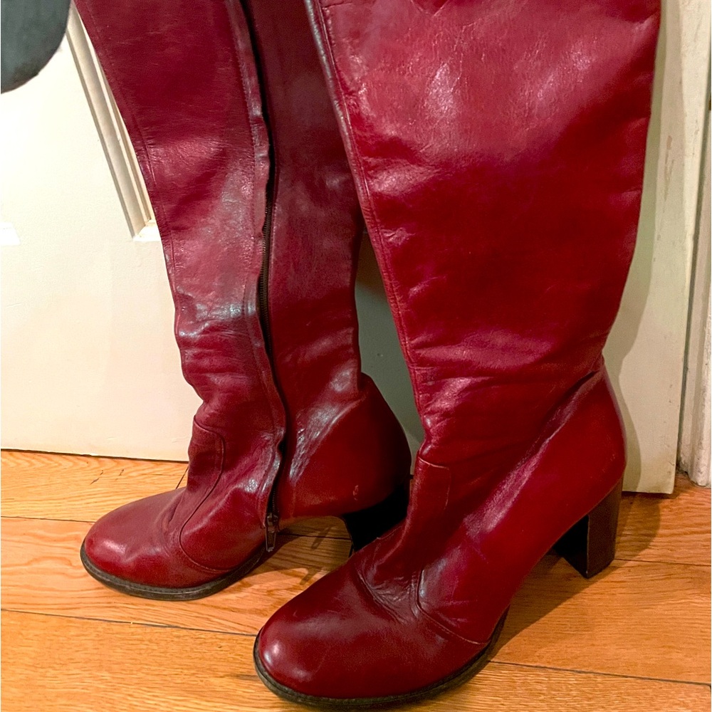 Enrico Antinori Burgundy Leather Boots, size 39